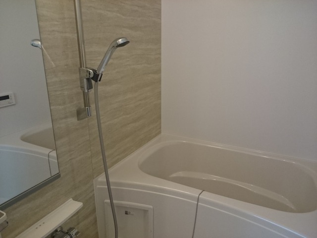 ラコリーヌ　アキラン 風呂画像