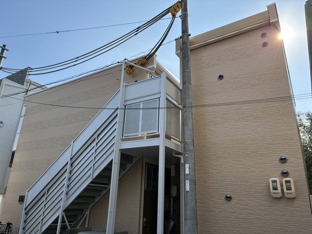 レオパレスラピスラズリ 外観