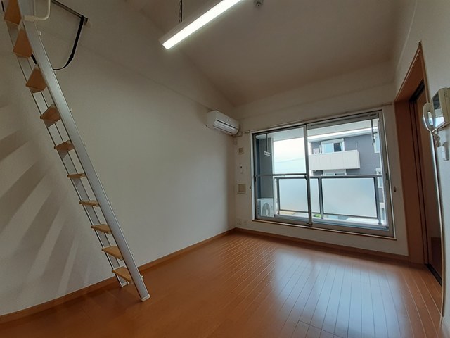 アージュ リビング