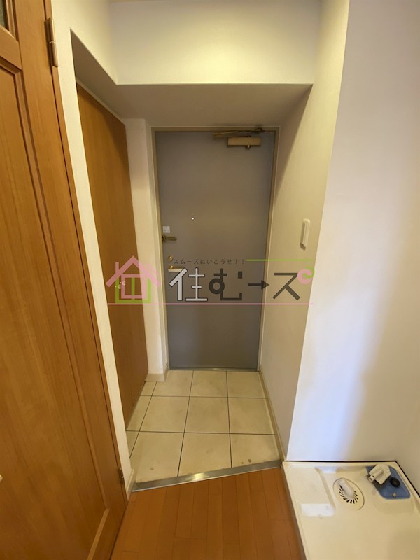 シャインビュー新大阪 玄関