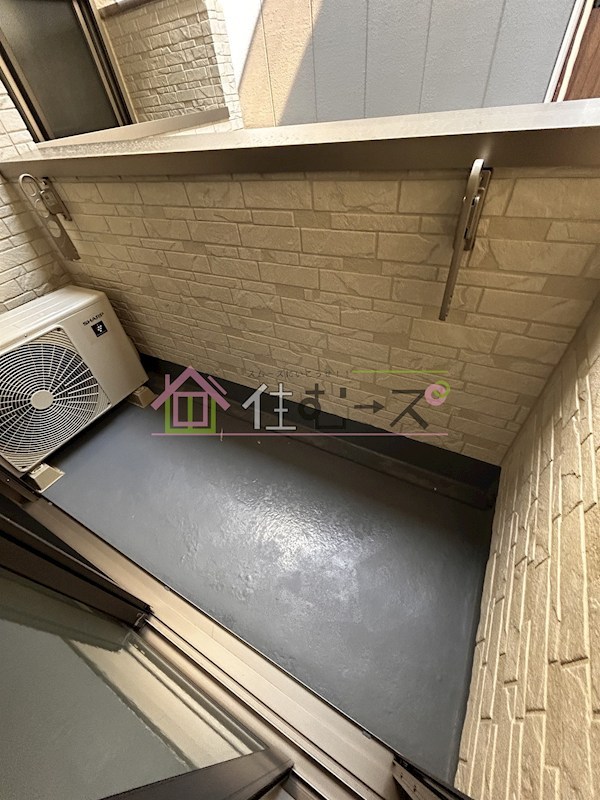 GRANDIR岸里 ベランダ