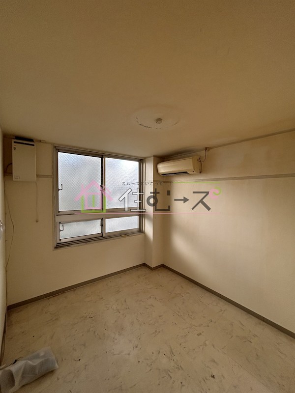 日建ハイツ ベッドルーム