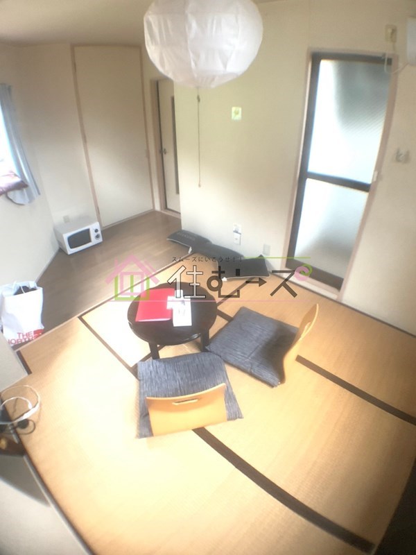 新宿津石ビル リビング