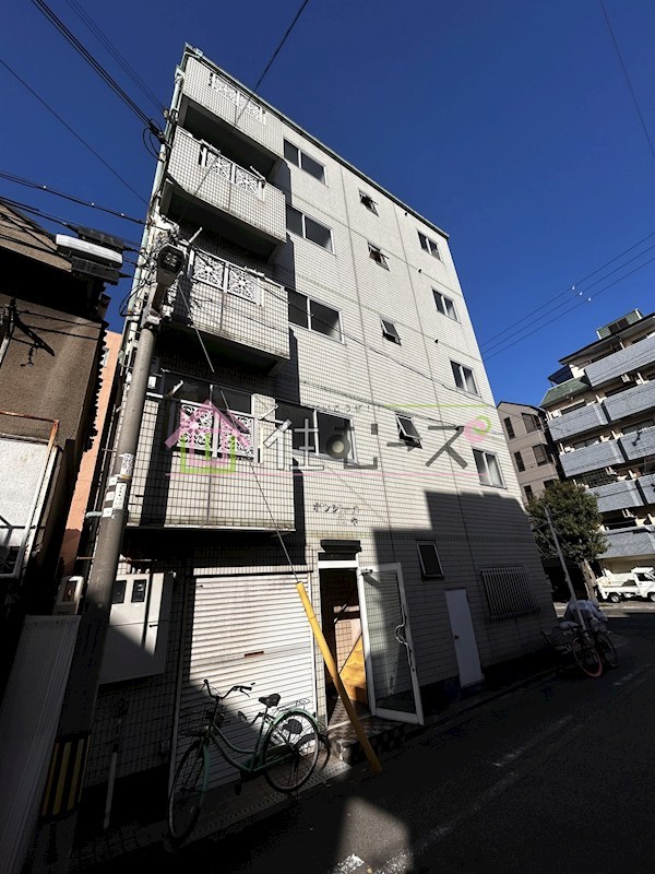 ボンジュール花や 外観