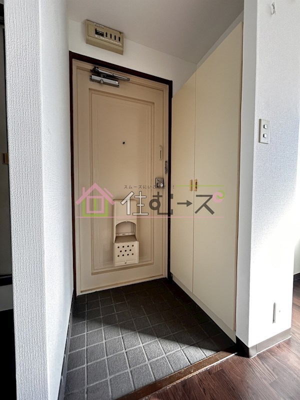 ボンジュール花や 玄関