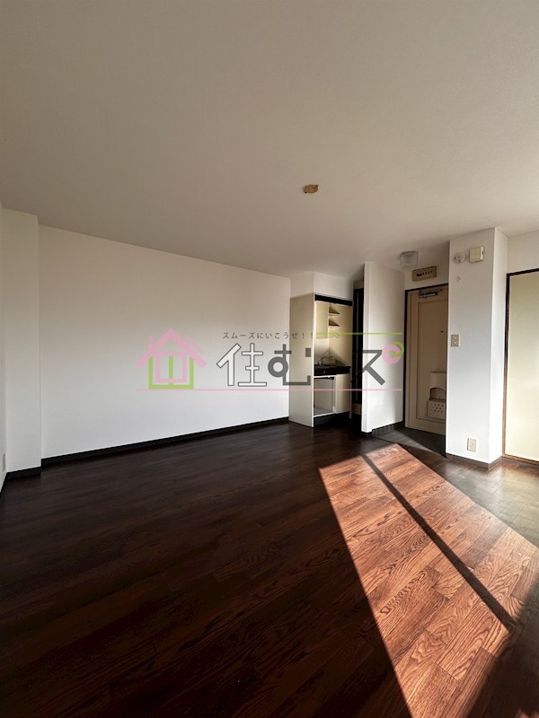 ボンジュール花や リビング