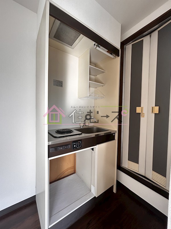 ボンジュール花や キッチン