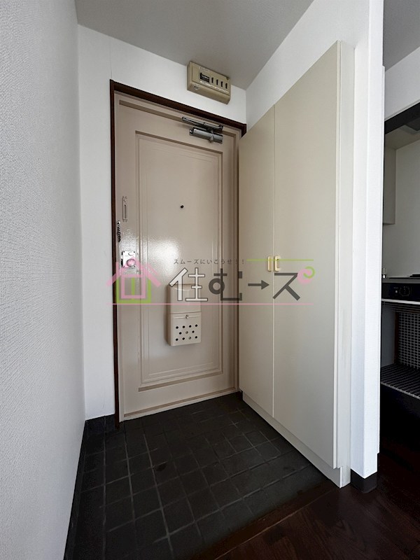 ボンジュール花や 玄関