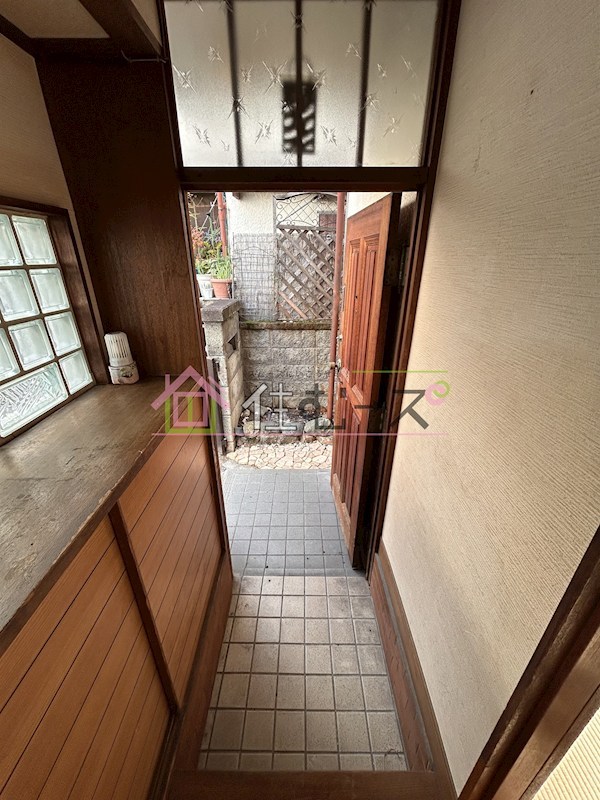 大阪市鶴見区　中古戸建 玄関