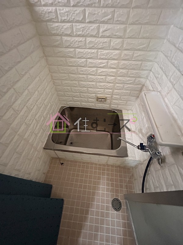 大阪市鶴見区　中古戸建 風呂画像