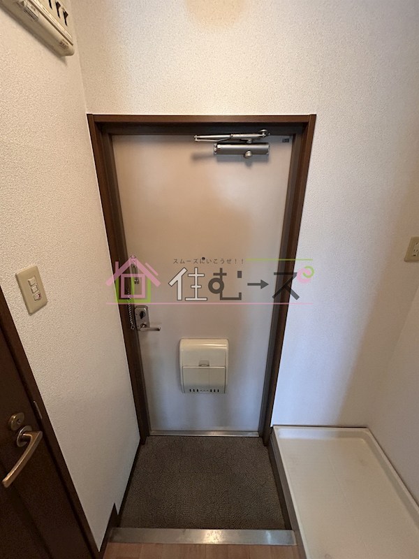 ヘリテージ鶴見 玄関