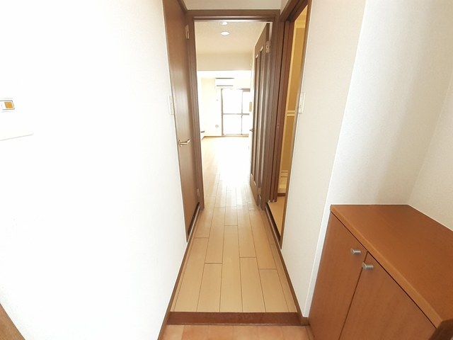 マサーナ阪神 玄関