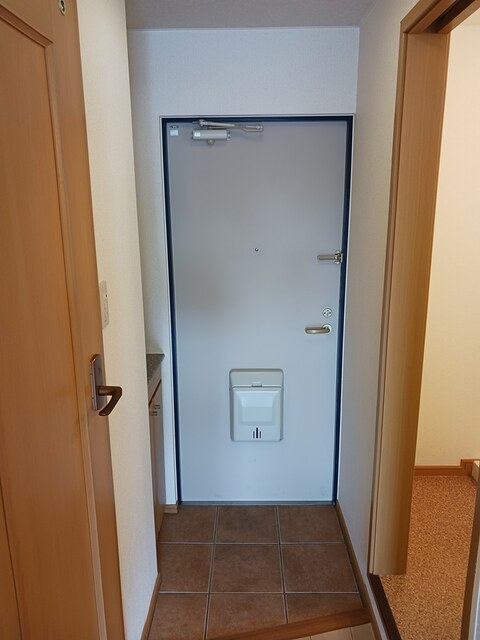 サニーハウス小戸 玄関