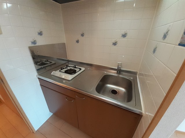 ヤワタヤ　ビルディング キッチン