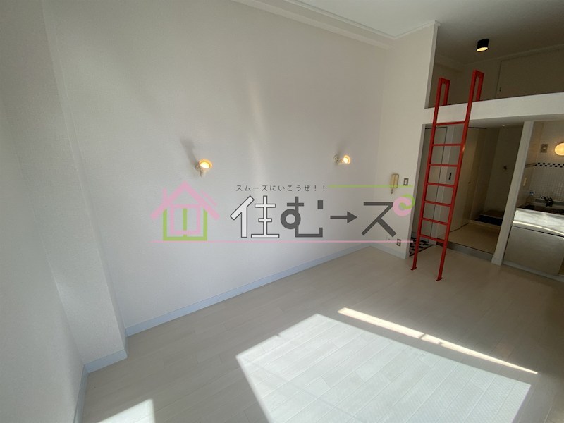 トラスティーコート リビング