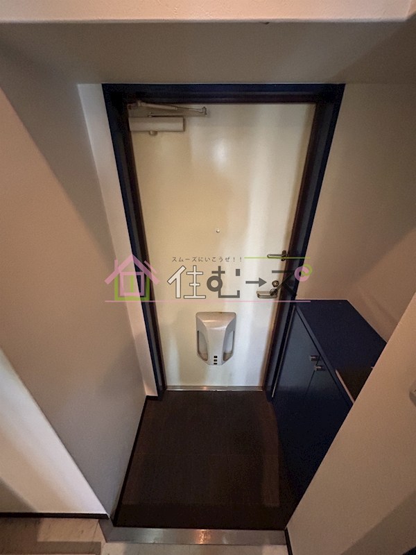 アロンディール区役所前 玄関