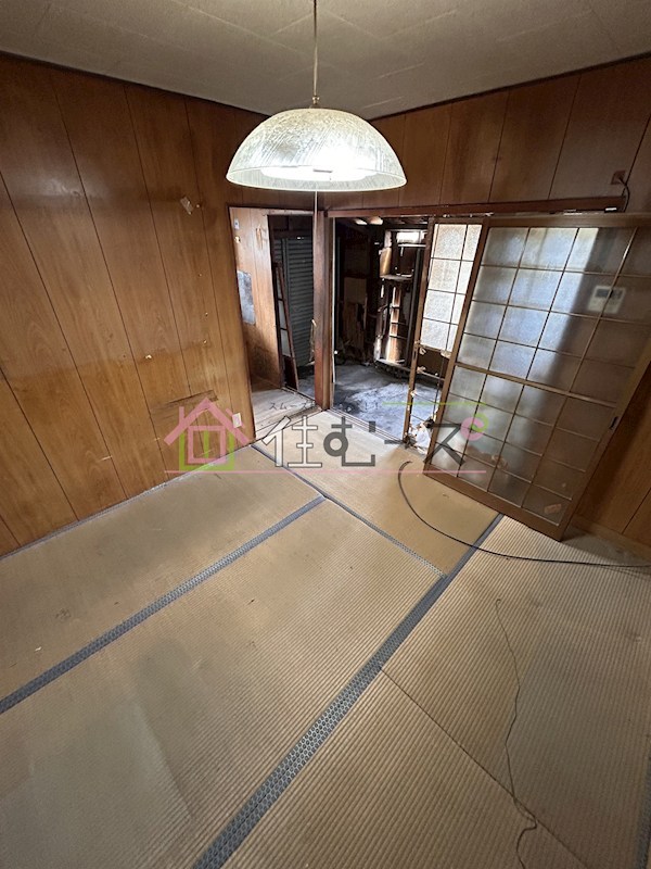 大今里２階建長屋店舗付住宅 リビング