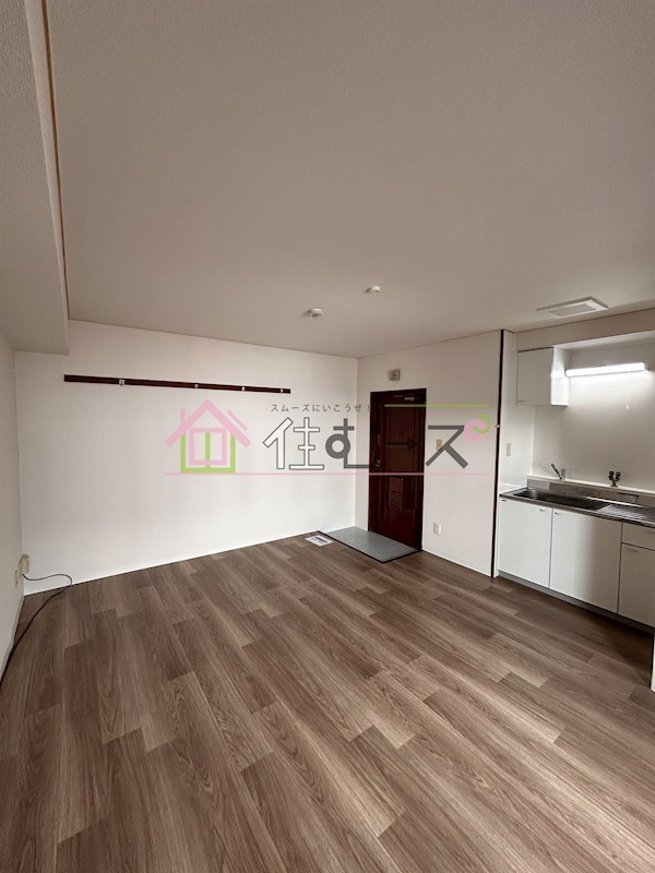 コーポウエスト神路 リビング