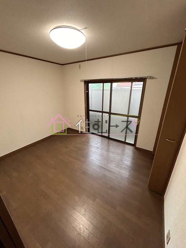 玉津3丁目戸建 リビング