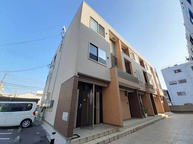 カ－サプラシ－ド 外観