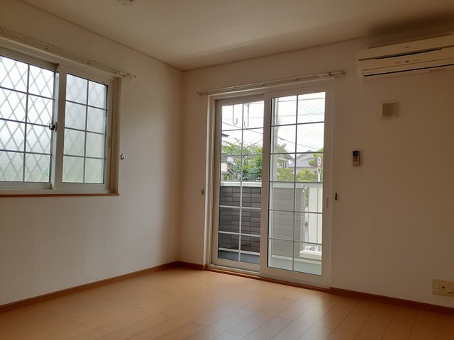 シュティル リビング