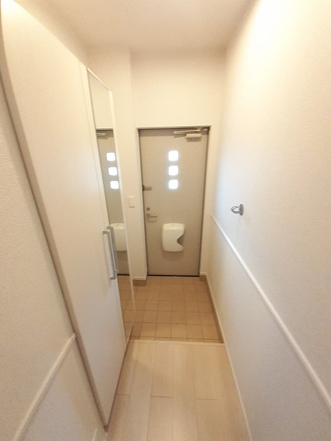 ブリーゼⅢ 玄関