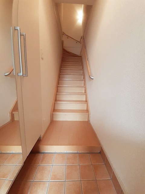 ヴィラ　クリアネス 玄関