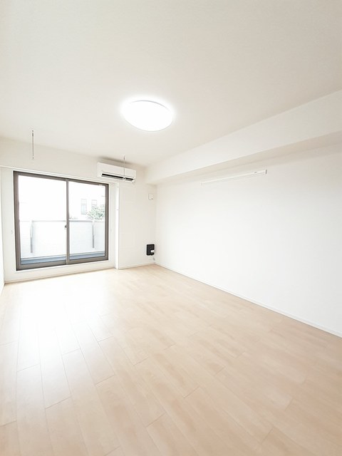 Ｌａｉｄ　Ｂａｃｋ リビング