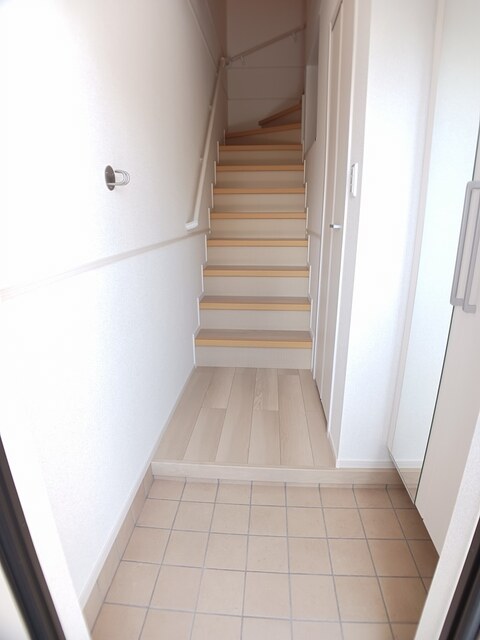 プティ　モンターニュ 玄関