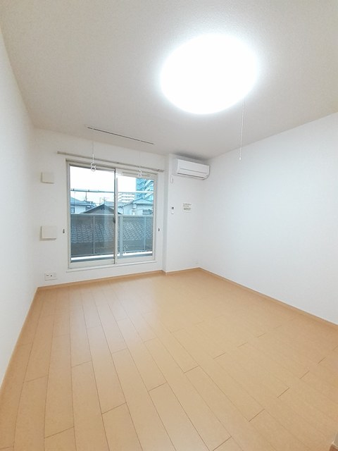 シャロル　Ⅲ リビング