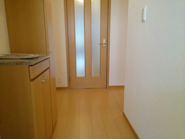 コンストライフＤ 玄関