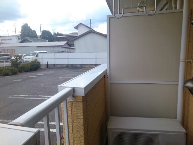 コンストライフＤ ベランダ