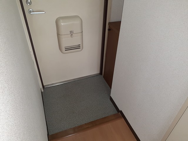 ラフィネアルブル 玄関