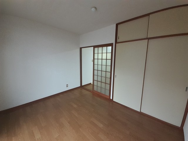 光ハイツ・杉本 リビング