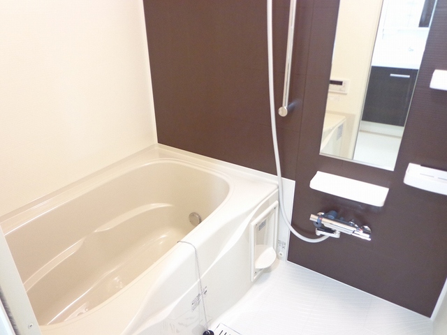 西田中ヒルズ 風呂画像