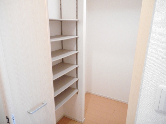 マーヴェラス　コート その他6