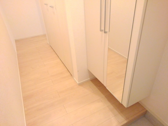 フォレ・リヴィエール 玄関