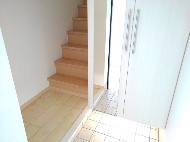 グランデ　アルベロ 玄関