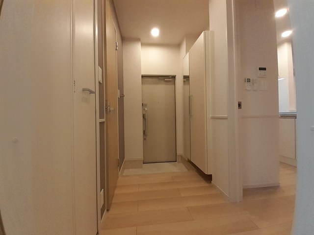 クレシア菱木 玄関