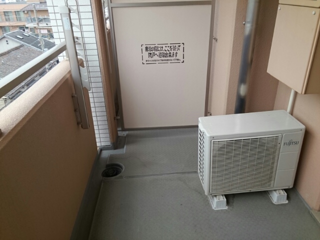 サニーキャンプ　今池 ベランダ