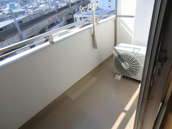 クラシェス尼崎 ベランダ