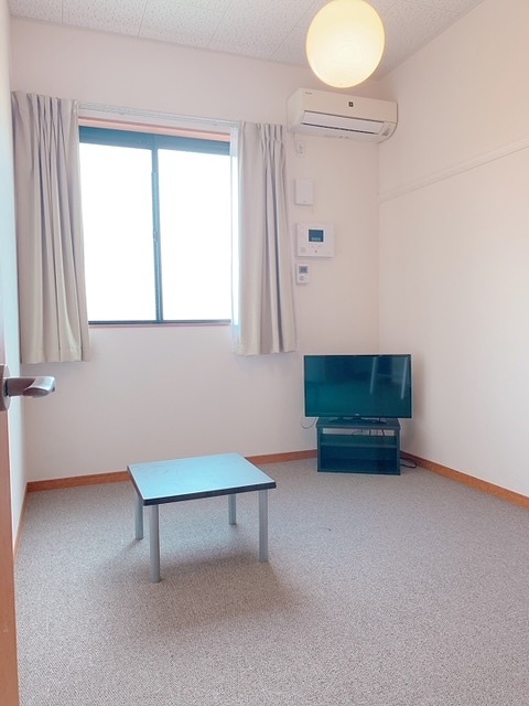 レオパレスパッシィオーネ リビング