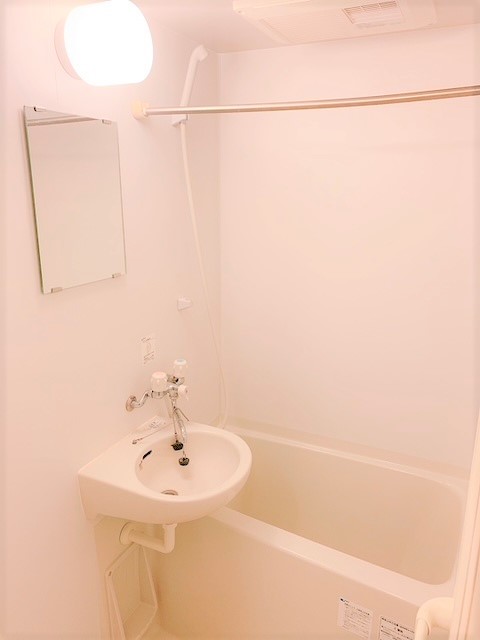 レオパレスパッシィオーネ 風呂画像