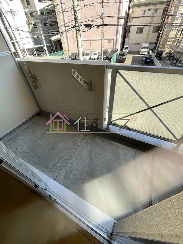 Rainbow　Court立売堀 ベランダ