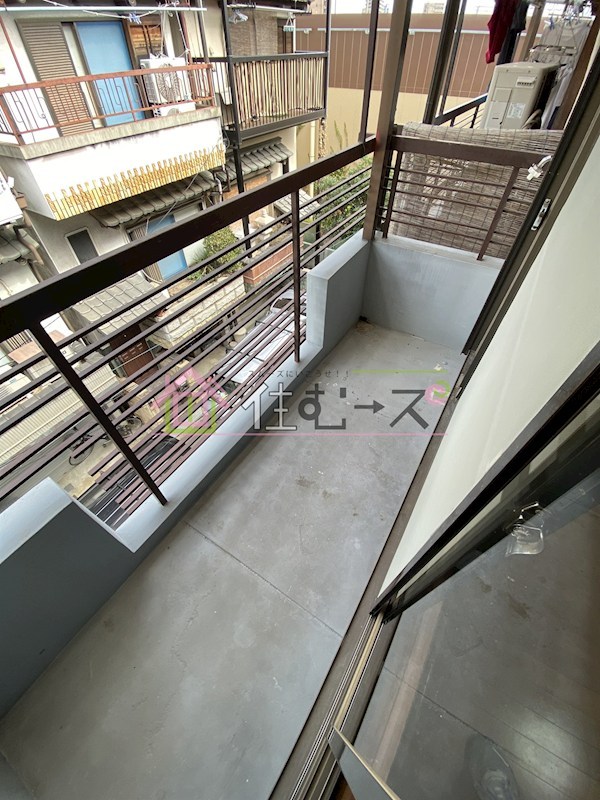 田川貸家 ベランダ