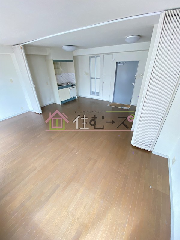 クローバーハイツマキノ リビング