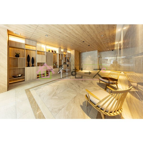 ルフォンプログレ南森町 玄関