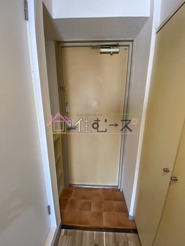 ソシオリバーハイツ 玄関