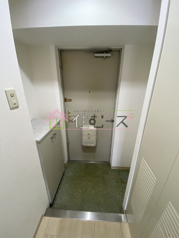 グレース三国 玄関