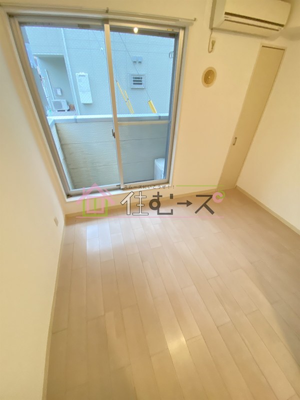 コンフォート神崎川 ベッドルーム